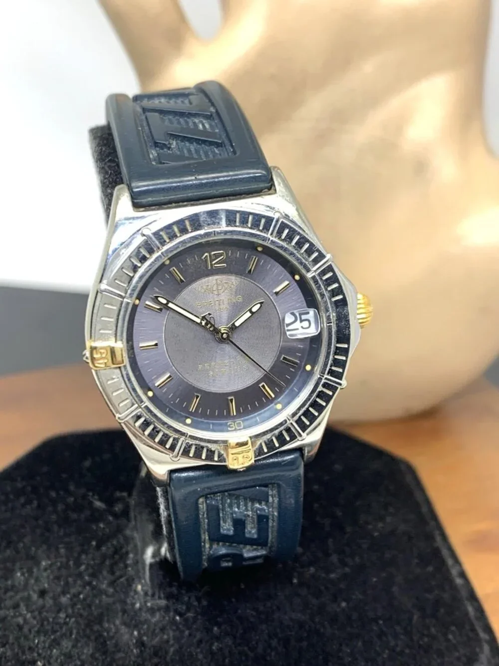 Breitling Women's Watch B62021 Sirius Swiss Quartz Gray Dial Rubber Strap 32mm